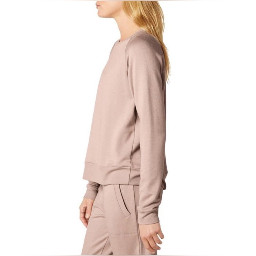 NWT Beyond Yoga Cozy Fleece™ Favorite Raglan Crew Sweatshirt - Picture 8 of 14